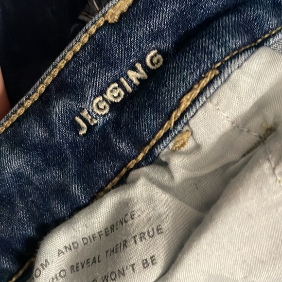 Distressed AE Ankle Jeans - Picture 8 of 8